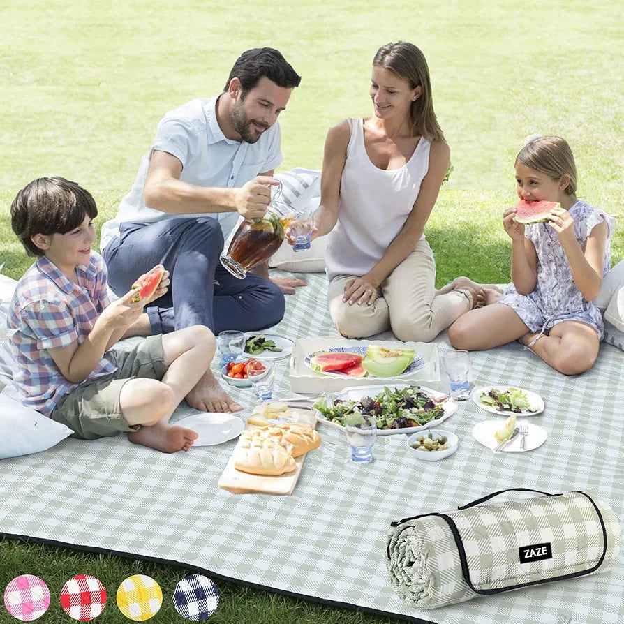 ZAZE Extra Large Picnic Outdoor Blanket, 80''x80'' Waterproof Foldable Blankets Gingham Picnic Mat for Beach, Camping Grass Lawn Park Accessories Cute Couple Gifts Ideas Wedding Registry